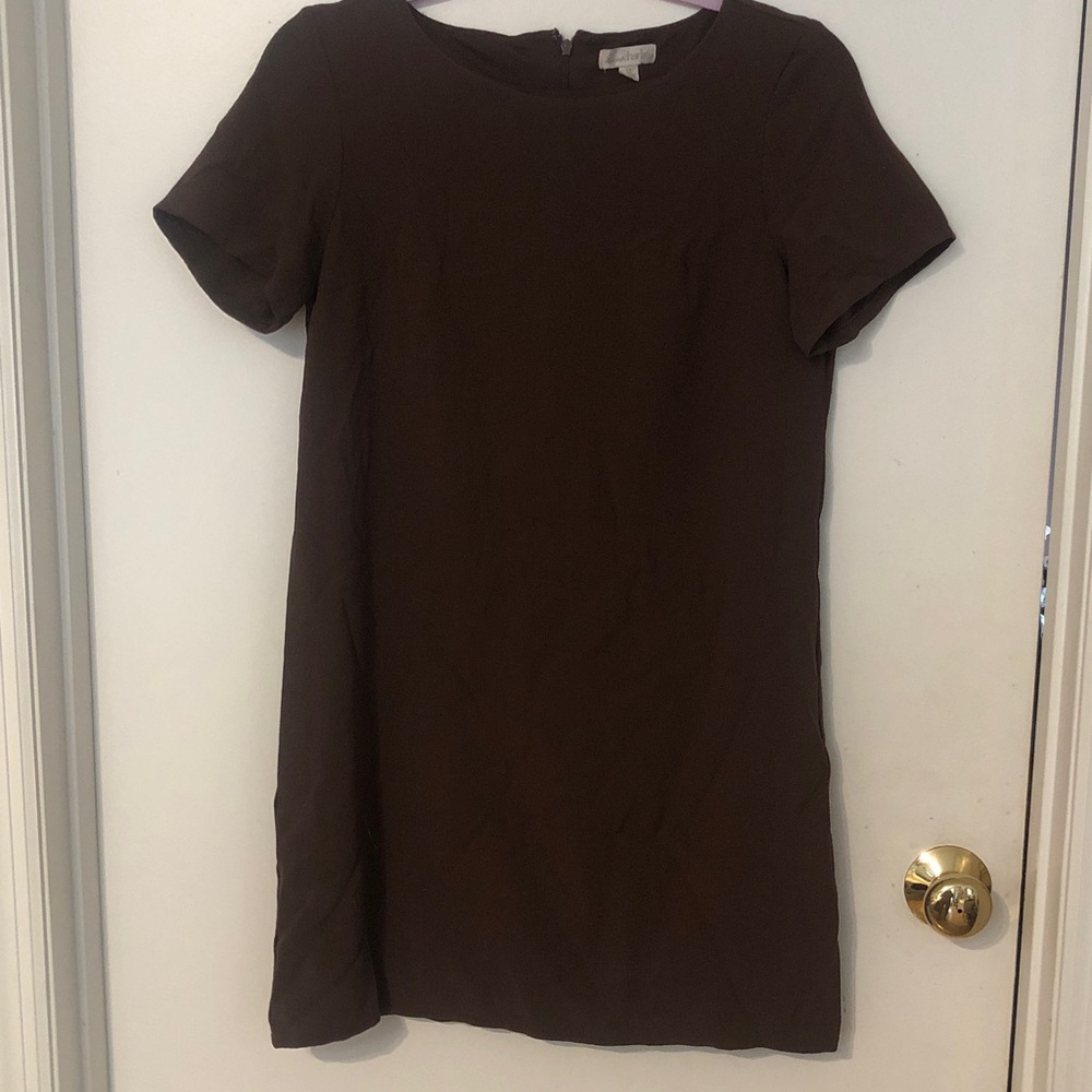 last kiss Simple Short-Sleeve Shift Dress in Dark Brown